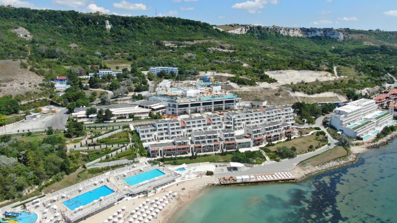 White Lagoon Resort Kavarna Bagian luar foto